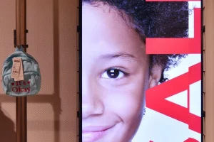 Màn hình LCD cho cửa hàng bán lẻ